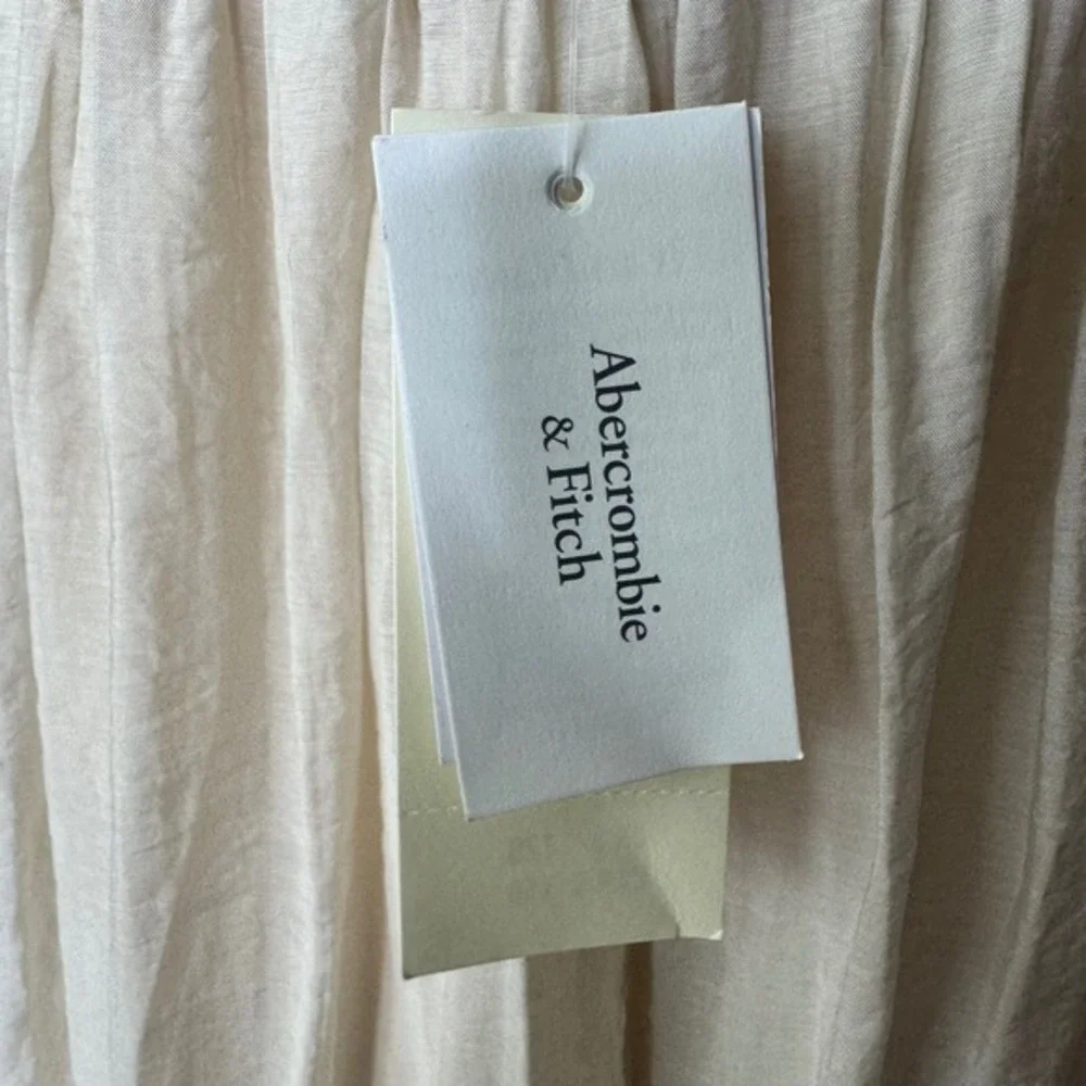 Abercrombie and Fitch Small Khaki Color Cottage Core Coastal Maxi Dress‎ Crochet